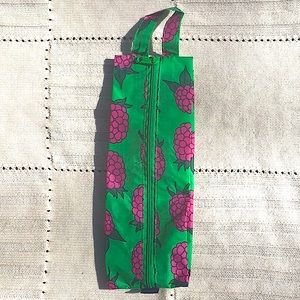 New BAGGU Small 3D Zip Travel Pouch case bag Raspberry print